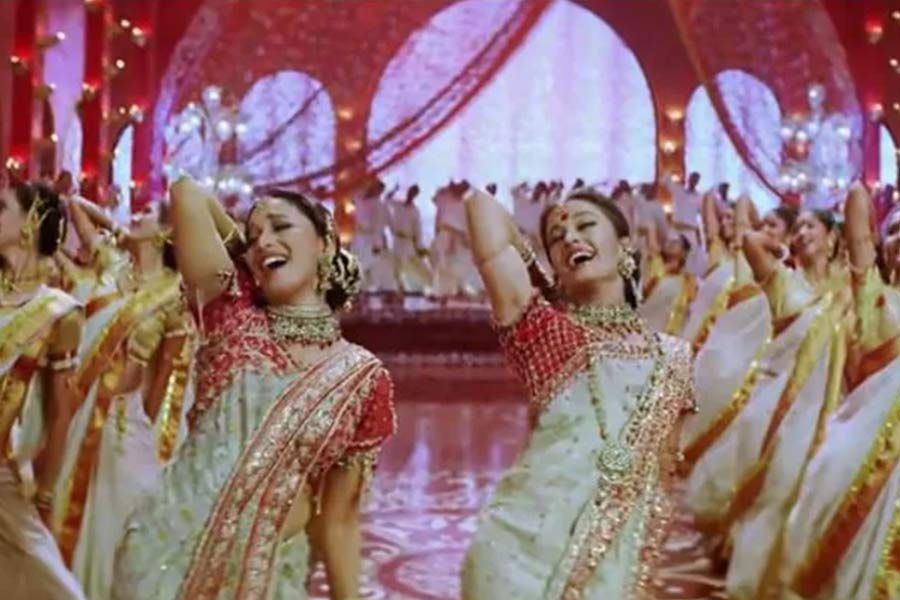 image of the set from Sanjay Leela Bhansali's Devdas.