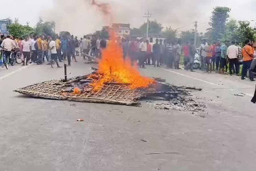 People of Naxalbari are agitated after the death of a young man in an accident
