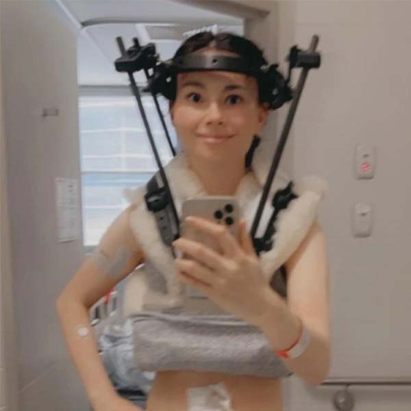 অস্ট্রেলীয় সময় অনুযায়ী  বুধবার চিরবিদায় জানানো হয় লিলিকে। জীবনের শেষ কয়েক ঘণ্টায় তাঁকে ঘিরে সংবাদমাধ্যমের প্রস্তুতি কম ছিল না। হাসপাতালে তাঁর রোজনামচার খুঁটিনাটি নিয়ে প্রতিবেদন প্রকাশ করেছে বিশ্বের নানা সংবাদমাধ্যম।