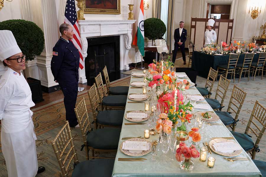 Dinner Table at White House.