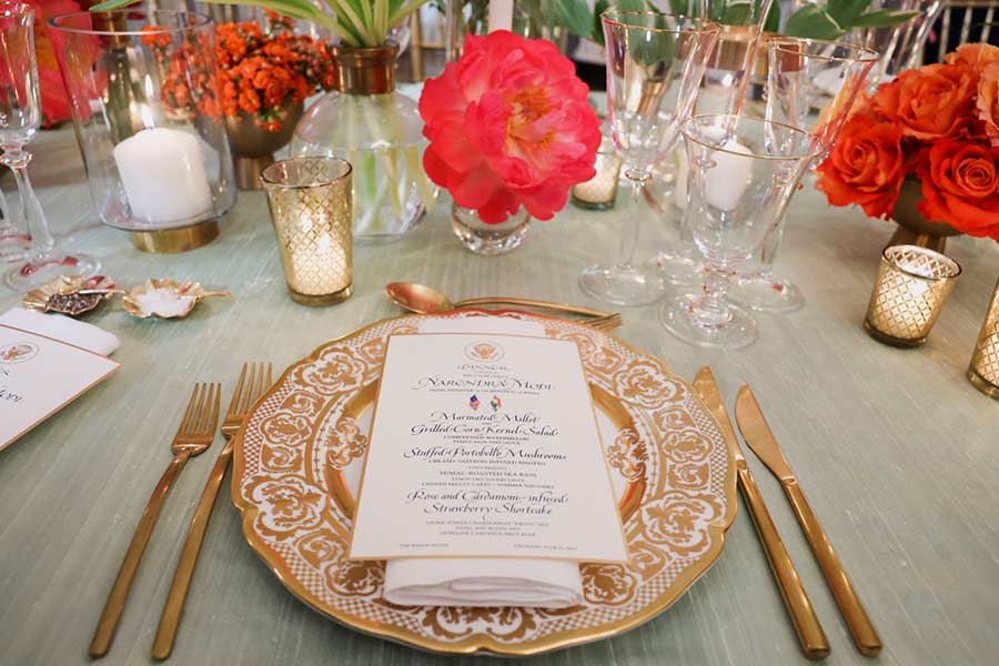 Imafe of Dinner Table.