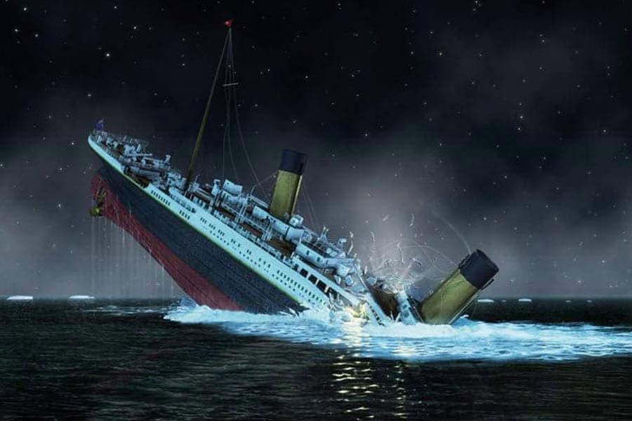 ১৯১২ সালের ১৪ এপ্রিল। ১১১ বছর আগে হিমশৈলে ধাক্কা মেরে উত্তর অতলান্তিকে ডুবে যায় সে সময়ের অন্যতম বিলাসবহুল যাত্রিবাহী জাহাজ টাইটানিক। মৃত্যু হয় ১৫০০-রও বেশি মানুষের।