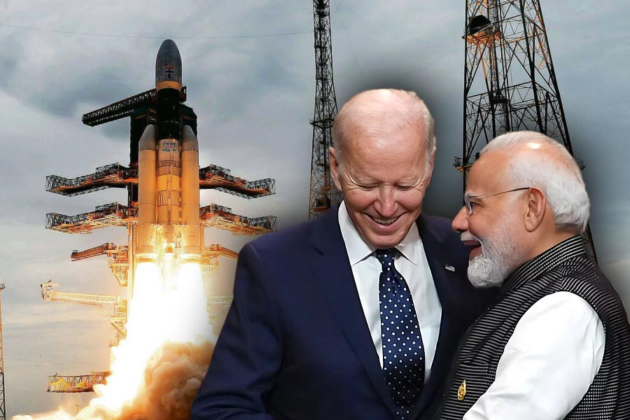 ISRO-NASA  to announce 2024 Astronaut Mission, Joint venture in Moon and Mars also