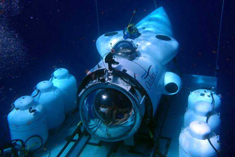 How catastrophic implosion caused destruction of submersible Titan.