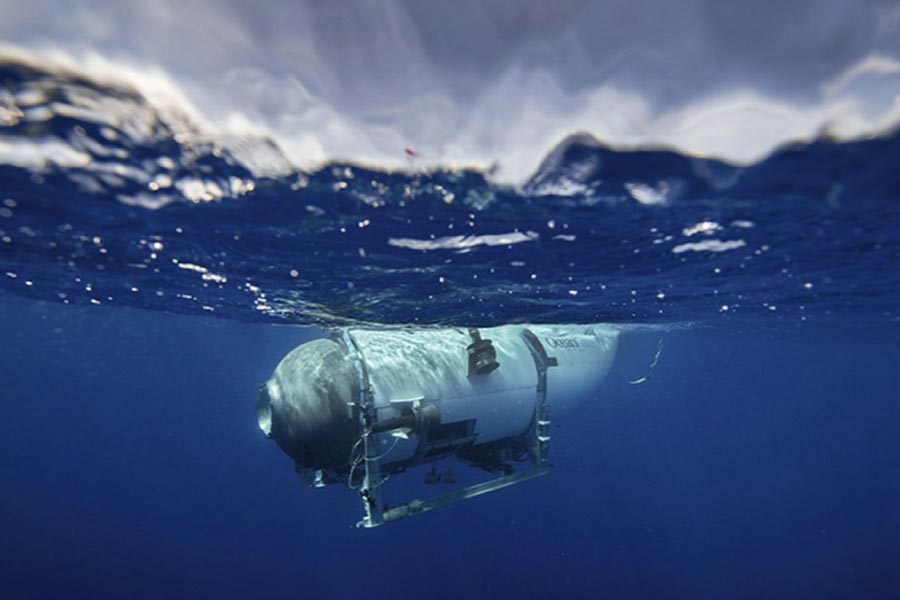 How catastrophic implosion caused destruction of submersible Titan.