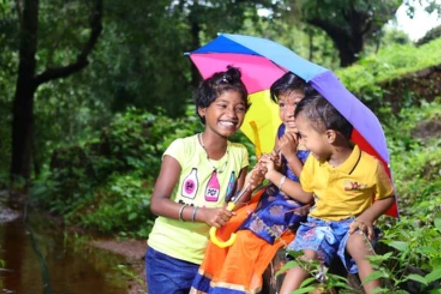 Image of rain and kids.