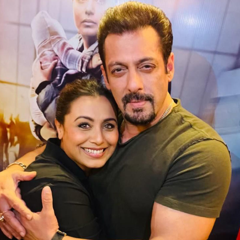 রানির মুখে এই কথা শুনে চমকে যান সলমন। উত্তরে ঠিক কী বলবেন তা ঠাওর করতে পারছিলেন না অভিনেতা।