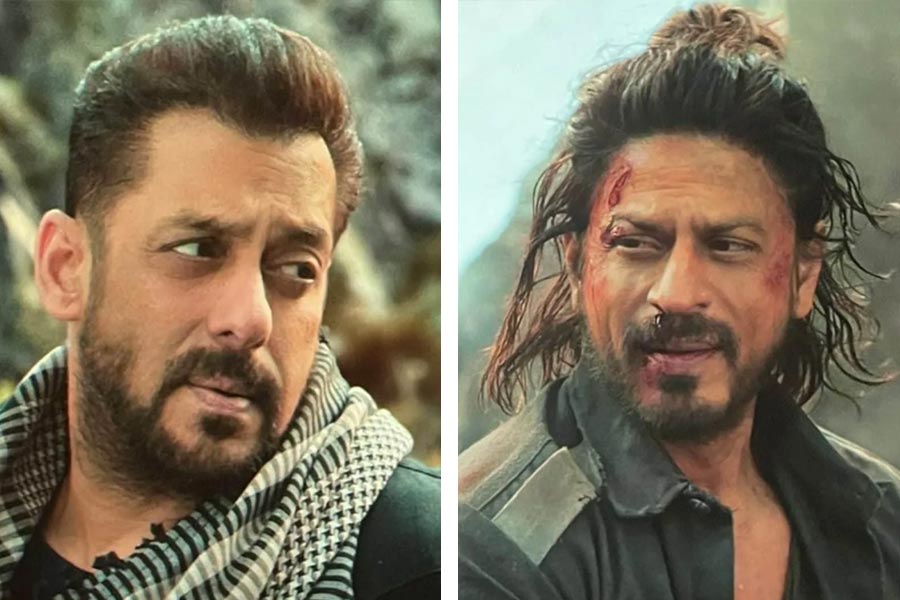 চলতি বছরে প্রেক্ষাগৃহে মুক্তি পেয়েছে সিদ্ধার্থ আনন্দ পরিচালিত ‘পাঠান’। শাহরুখ অভিনীত এই ছবিতে সলমন পার্শ্বচরিত্রে অভিনয় করেছিলেন। 