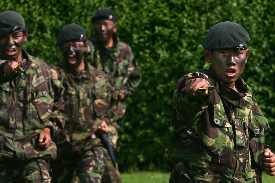 Who are Gurkhas the fearless Nepalese soldiers unofficially recruited in Russian Army.