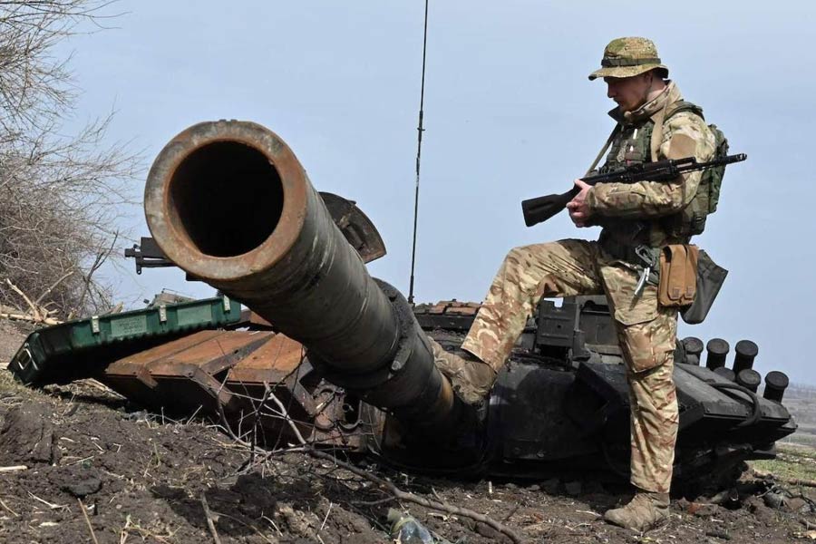 Who are Gurkhas the fearless Nepalese soldiers unofficially recruited in Russian Army.