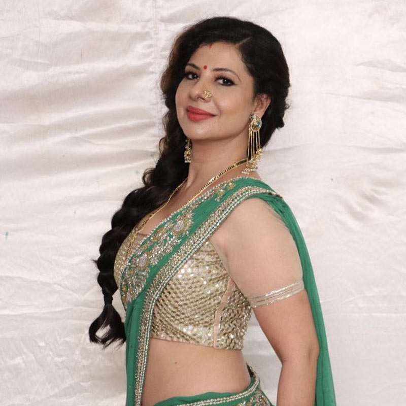 ‘বিগ বস্‌’-এর দ্বিতীয় পর্বে প্রতিযোগী হিসাবে অংশগ্রহণ করে পরিচিতি পান সম্ভাবনা। তবে তাঁর কেরিয়ারের ঝুলিতে রয়েছে একাধিক বি গ্রেড ছবি। ‘মির্চি: ইট’স হট’, ‘মডেল: দ্য বিউটি’ নামের বি গ্রেড ছবিতে অভিনয় করেছিলেন সম্ভাবনা।