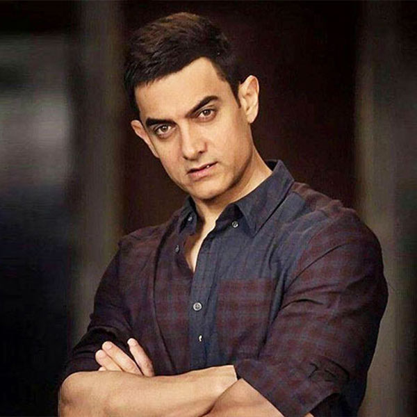 পেশার খাতিরে না হোক অন্তত ব্যক্তিগত জীবনে সলমনের সঙ্গে বন্ধুত্বপূর্ণ সম্পর্ক রেখেছেন আমির। তবে বন্ধুত্বের এই টান কি পলকা? সলমনকে আসলে কী কারণে ছবি থেকে বার করে দেওয়া হল তা এখনও অস্পষ্ট।