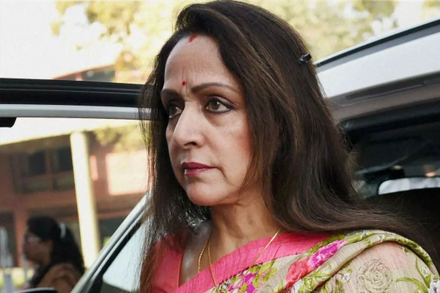 Hema Malini revealed meeting Dharmendra’s first wife Prakash Kaur before wedding dgtl
