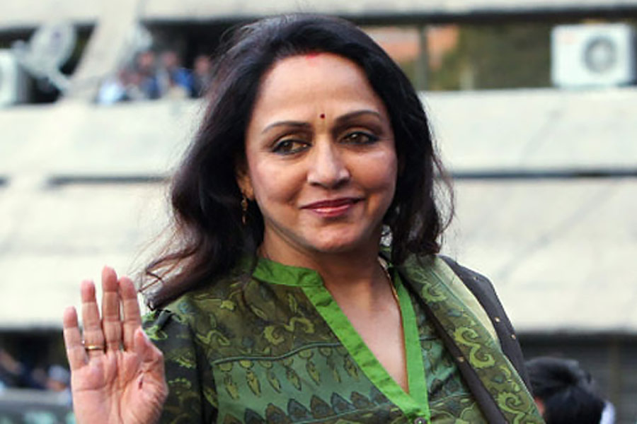 Hema Malini revealed meeting Dharmendra’s first wife Prakash Kaur before wedding dgtl