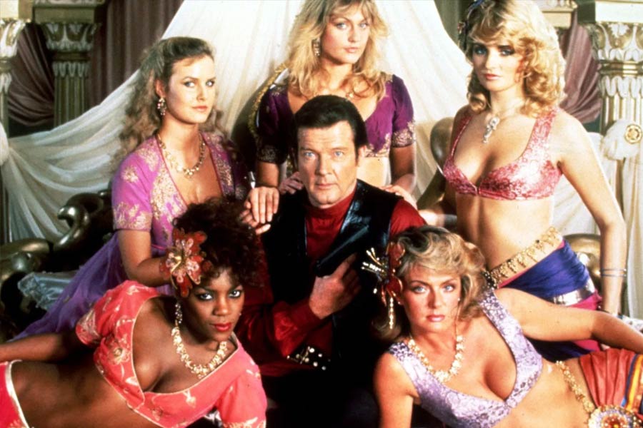 ১৯৮৩ সালে জেমস বন্ড সিরিজ়ের ‘অক্টোপাসি’ ছবিটি মুক্তি পেয়েছিল। রাজস্থানের উদয়পুরে এই ছবির কিছু অংশ শুট করা হয়।