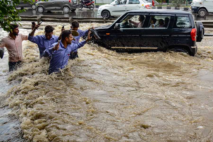 Several states including Rajasthan Maharashtra Himachal Pradesh are experiencing heavy rain.