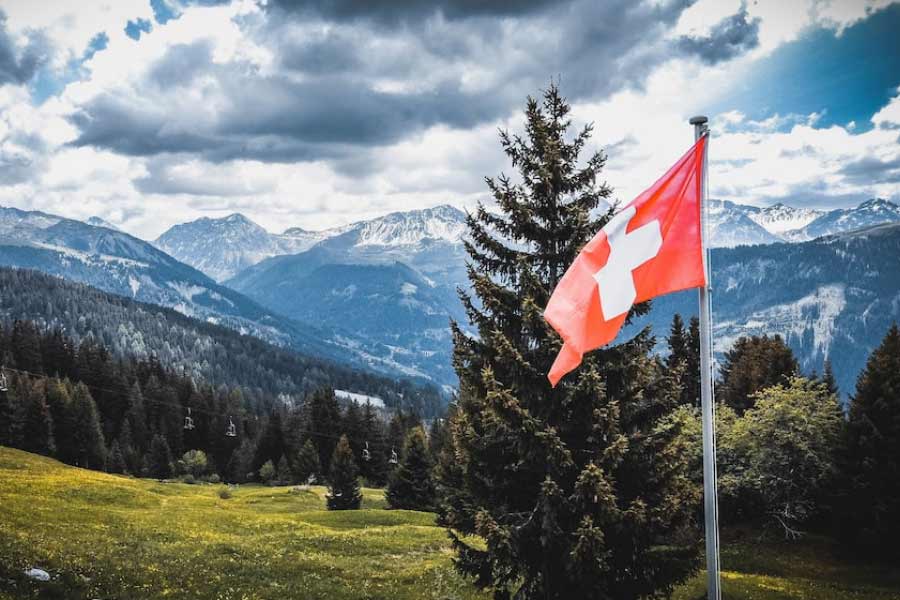 Number of Russian and Chinese spies is gaining power in Switzerland, says Swiss intelligence service