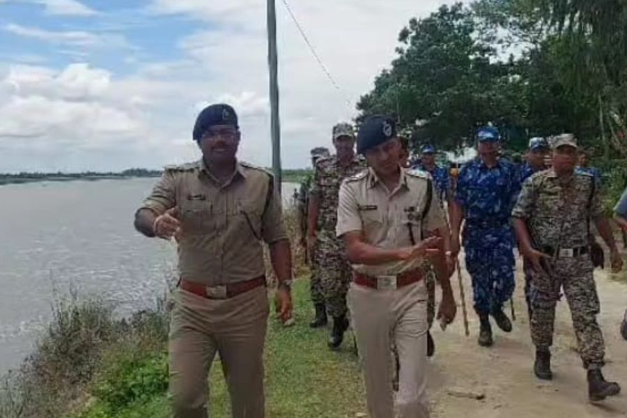 After one death and 5 injured Police camp made in Gitaldaha Dinhata