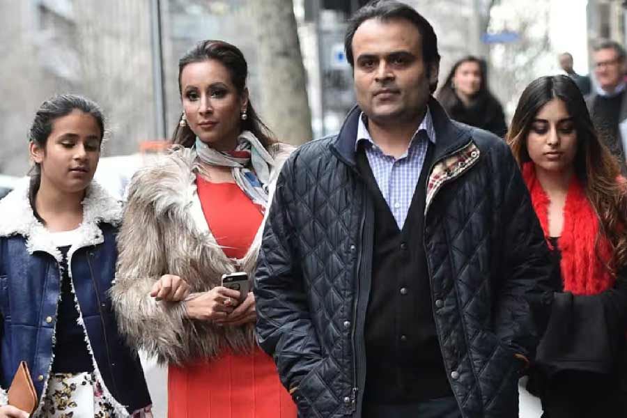 Image of Pankaj Oswal and Radhika Oswal