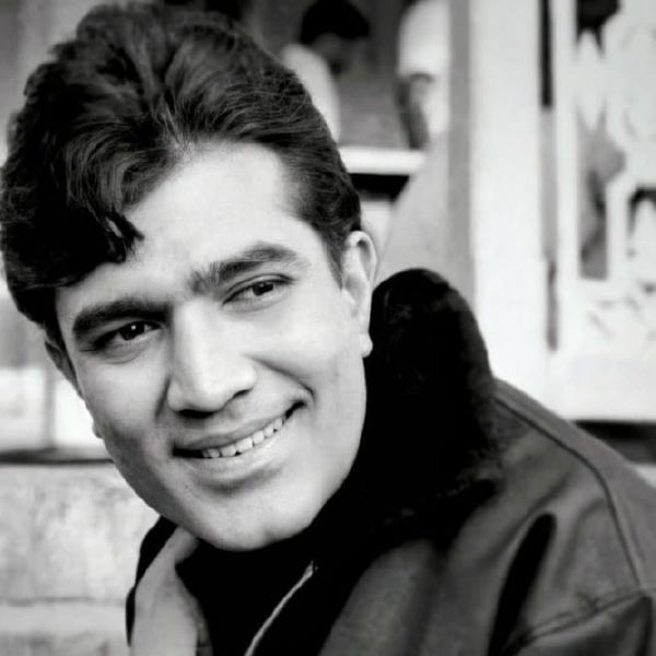 রাজেশ সিদ্ধান্ত নিয়েছিলেন, তিনি কখনও কোনও ছবিতে দ্বিতীয় অভিনেতার ভূমিকা অথবা পার্শ্বচরিত্রে অভিনয় করবেন না। সুপারস্টার হওয়ার কারণে মুখ্য চরিত্রেই অভিনয় করবেন তিনি।