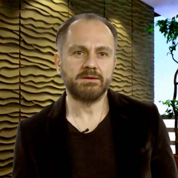 Nikolaos Tzenios, considered to be the most educated man in World