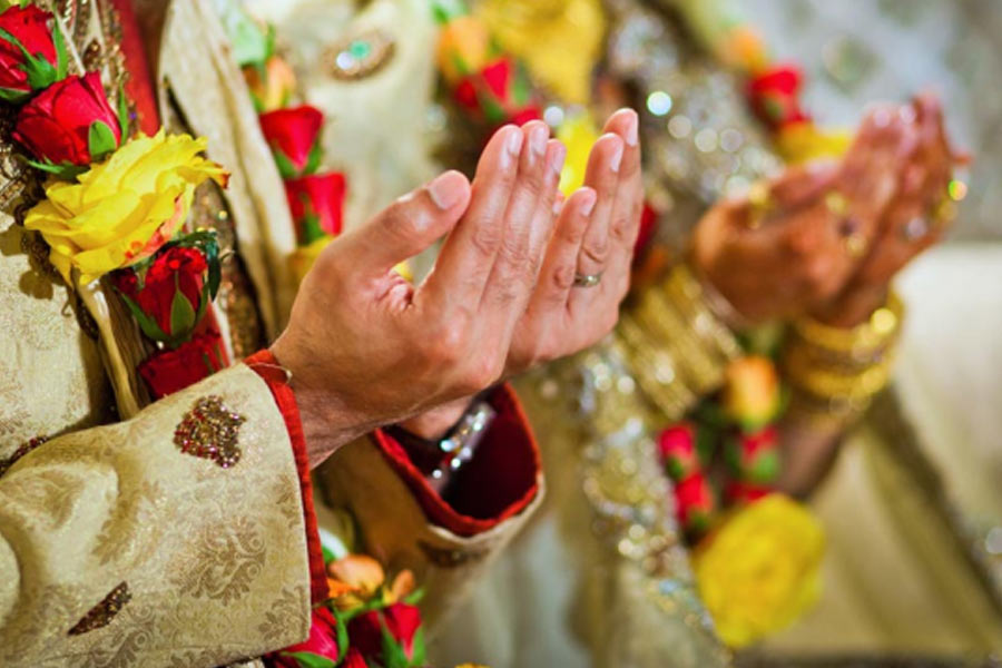 অভিন্ন দেওয়ানি বিধি মানে, বিভিন্ন ধর্ম, বিভিন্ন আচার-বিচারের মানুষের জন্য একটিই আইন। যা বিবাহ, বিবাহবিচ্ছেদ, সম্পত্তির উত্তরাধিকার, সন্তানের অভিভাবকত্ব, পারিবারিক অংশীদারিত্ব ইত্যাদি বিষয়ের আইনি সীমারেখা নির্ধারণ করবে।