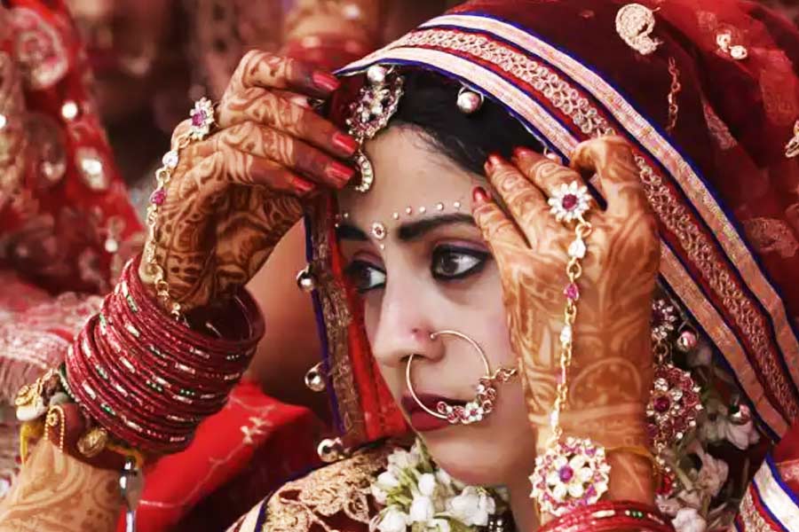 ২০১৭ সালে পর্যালোচনা করে দেখা গিয়েছিল, ব্যক্তিগত আইন সংশোধন করে মেয়েদের সমানাধিকার প্রতিষ্ঠা করা যাবে না। সেই বৈষম্য দূর করতে ২১তম আইন কমিশনের সুপারিশ ছিল, সব ধর্ম সম্প্রদায়ের জন্য বিয়ের নথিভুক্তিকরণ বাধ্যতামূলক হোক।