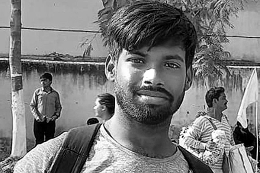 A College Student drowned while picking the football from pond in Thakurpukur 