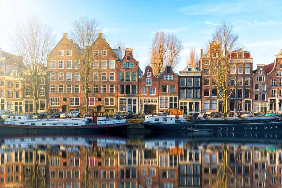 Treasure found in metro train tunnels under Amsterdam.