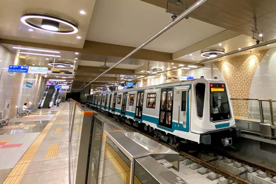 Amsterdam metro train.