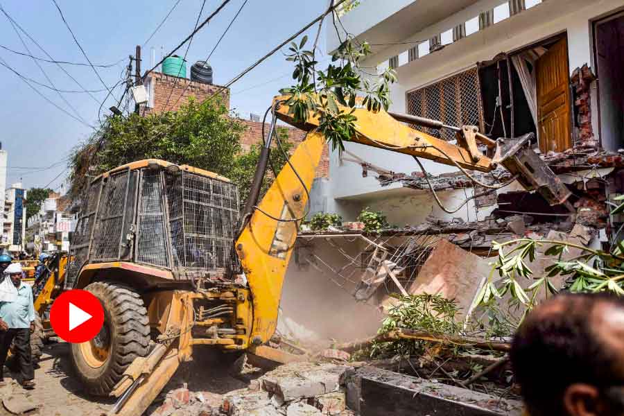Atiq-aide\'s house bulldozed