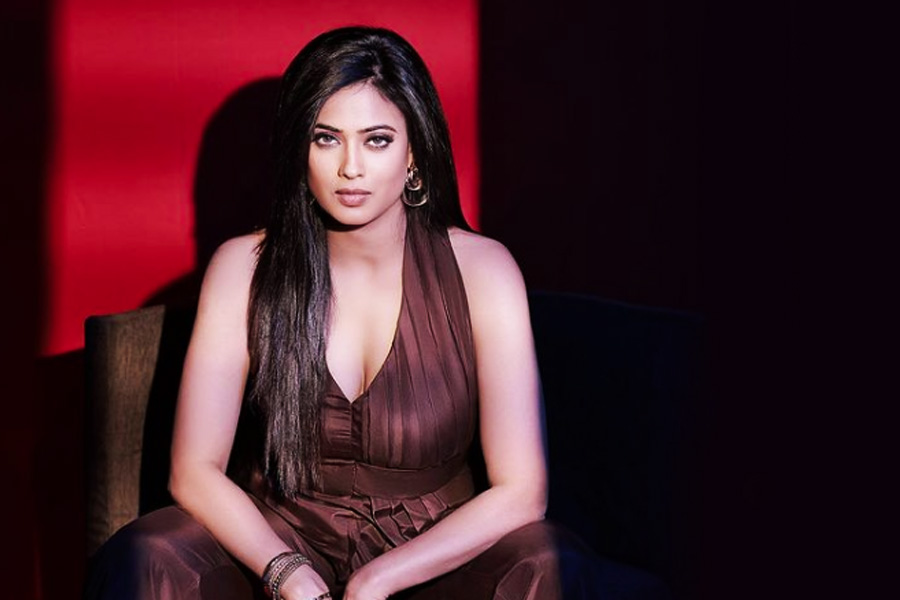 A photograph of Shweta Tiwari.