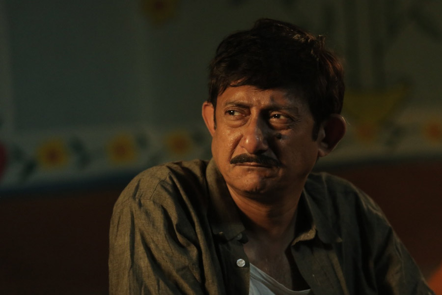 Review of Hoichoi web series Dakghor with Ditipriya Roy and Suhotra Mukhopadhay