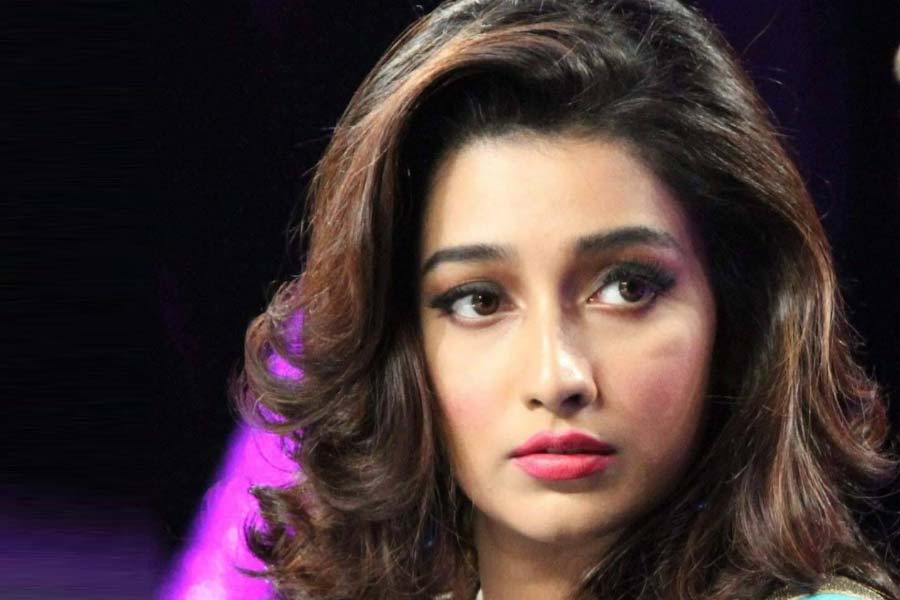 Tollywood actress Sayantika Banerjee is extremely disappointed with the new producer in Bangladesh