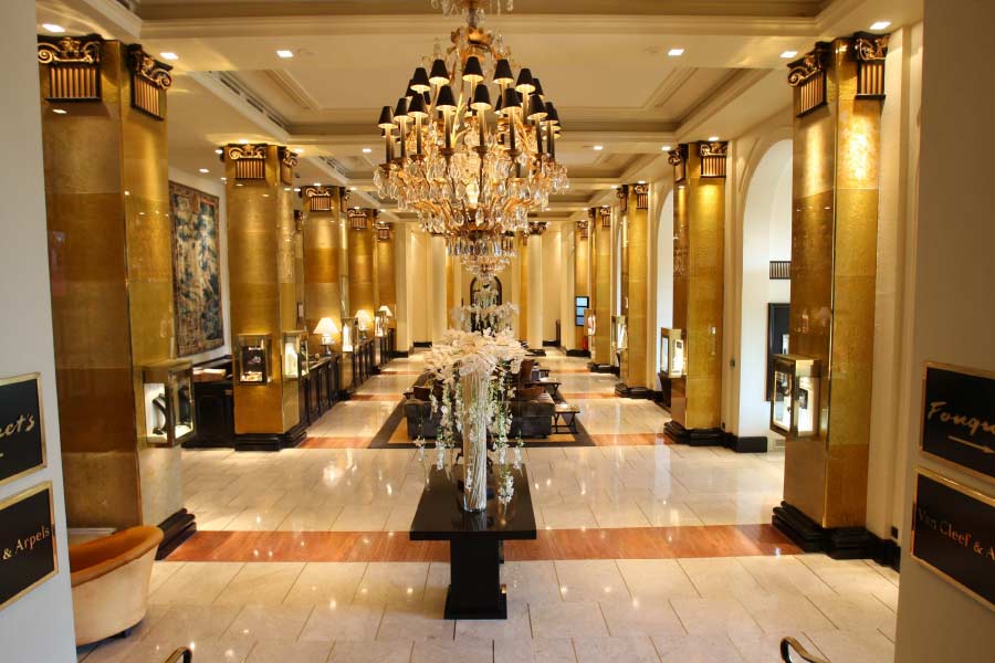 image of carlton hotel 