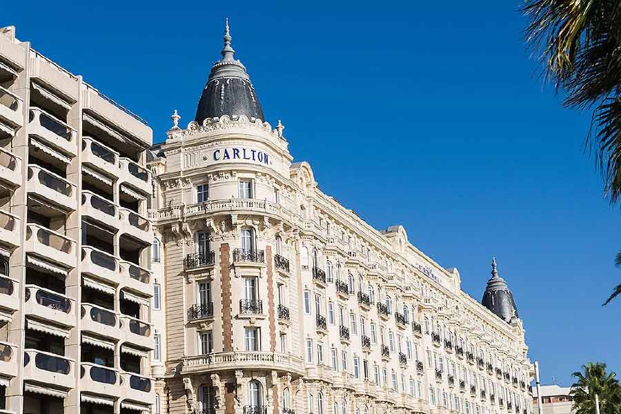 image of carlton hotel 