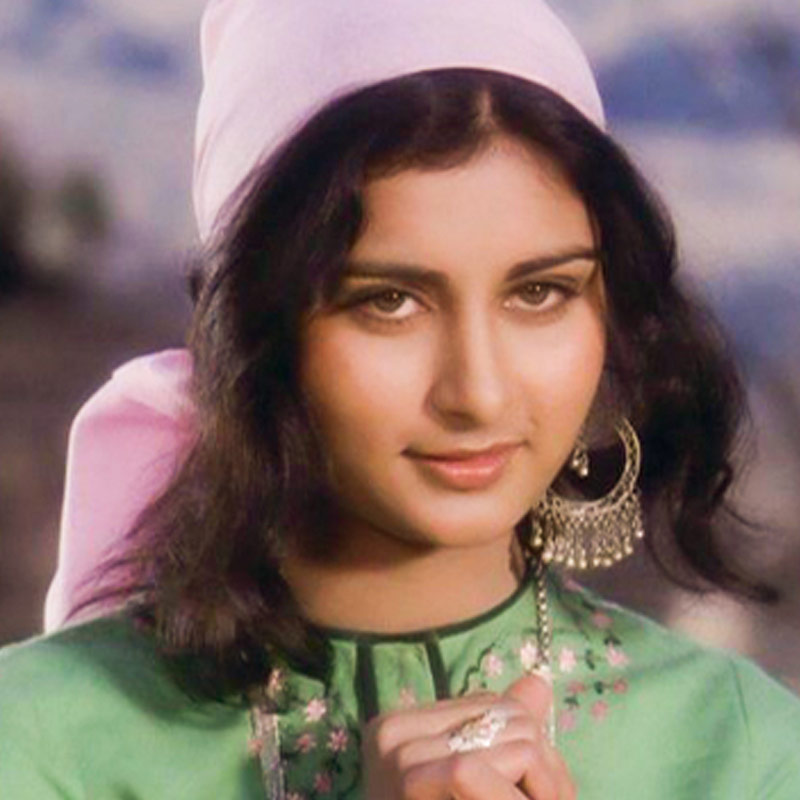  Poonam Dhillon