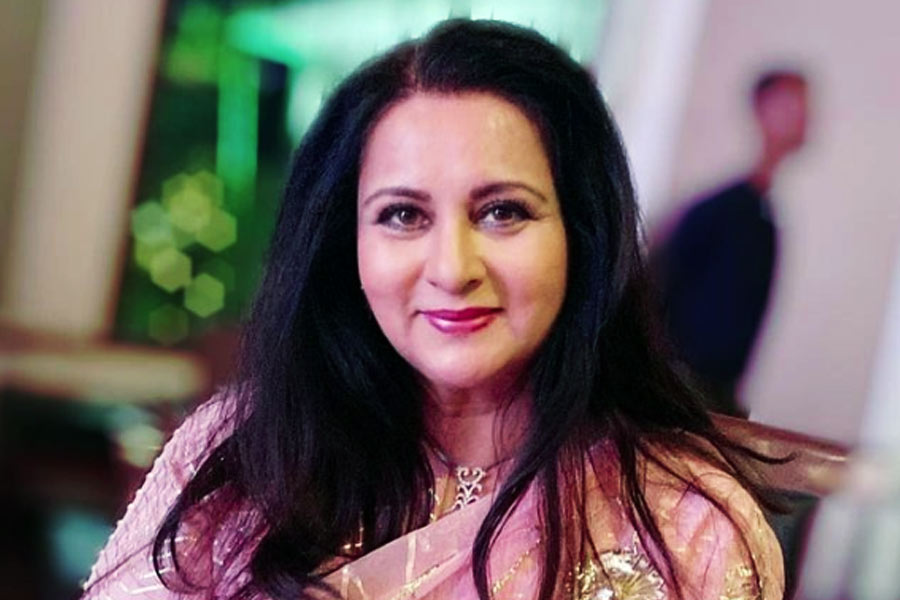  Poonam Dhillon