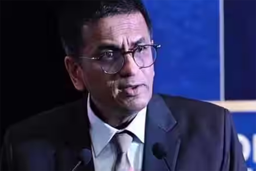 Don’t play tricks with me CJI DY Chandrachud warns lawyer during hearing