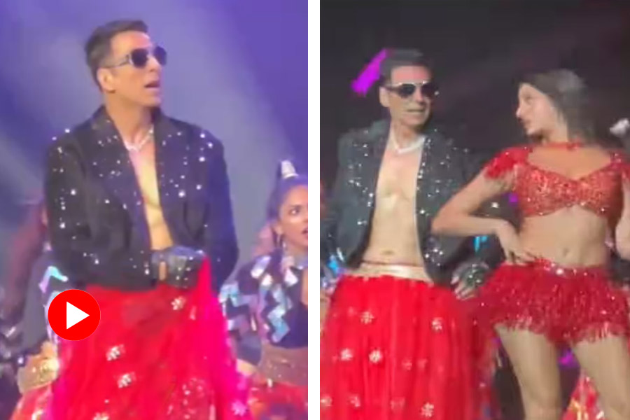 Akshay Kumar dons a Lehenga, dances alongside Nora Fatehi in The Entertainers’ tour