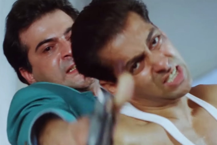 Sanjay Kapoor and Salman Khan