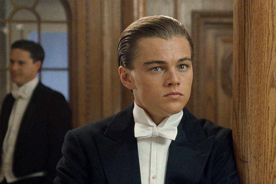 লিওনার্দো ডি ক্যাপ্রিও অভিনীত ছবি মানেই তা ভাল হতে বাধ্য। অভিনেতা সব ভেবেই মনে হয় ছবি বাছাই করেন। ২০১৫ সালে ‘দ্য রেভেন্যান্ট’ ছবিতে অভিনয় করেছিলেন তিনি। এই ছবিতে অভিনয়ের জন্য অস্কারও পেয়েছিলেন লিওনার্দো।