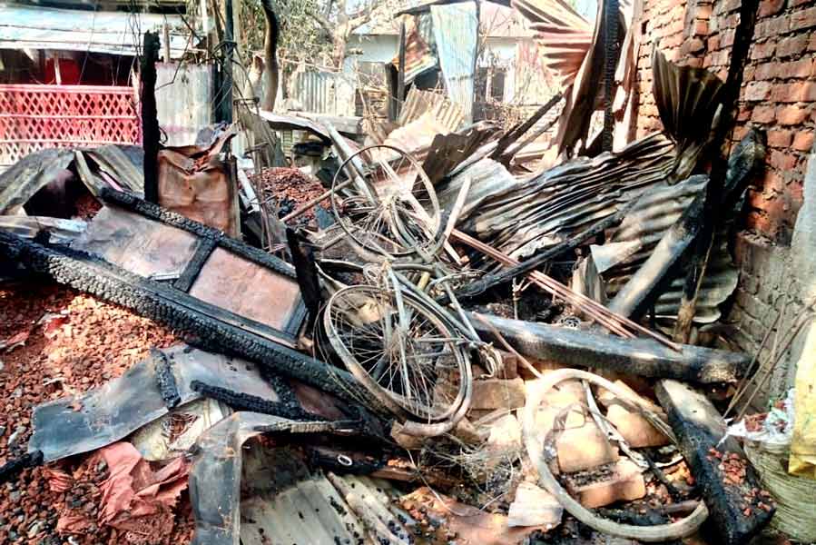 CPM leader\'s house was burned down In tripura
