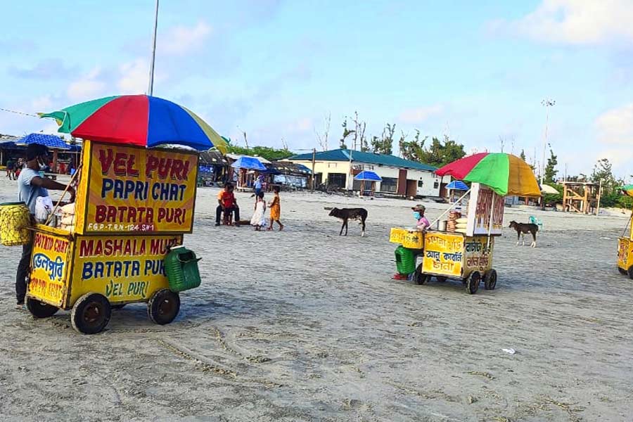 A Photograph representing empty beach of Bakkhali 