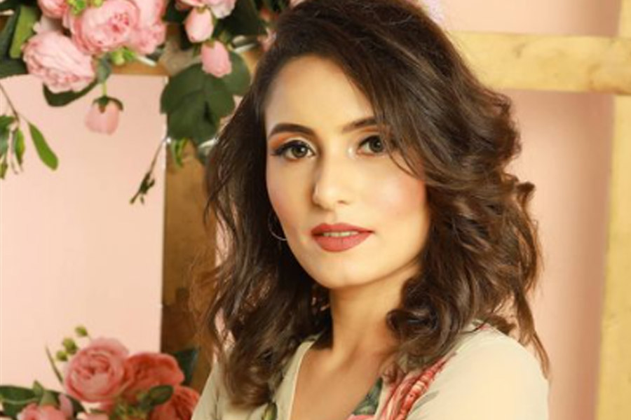 Image of Alexia Anra, the girl who played Rinku in Hera Pheri