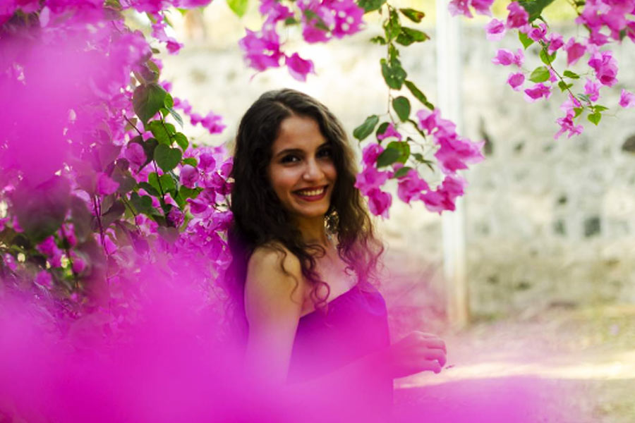 Image of Alexia Anra, the girl who played Rinku in Hera Pheri