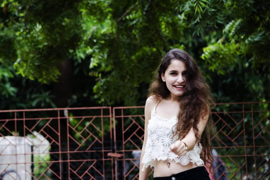 Image of Alexia Anra, the girl who played Rinku in Hera Pheri