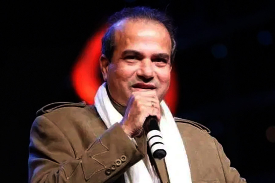 Suresh Wadkar | All You Need To Know About Bollywood Singer Suresh ...