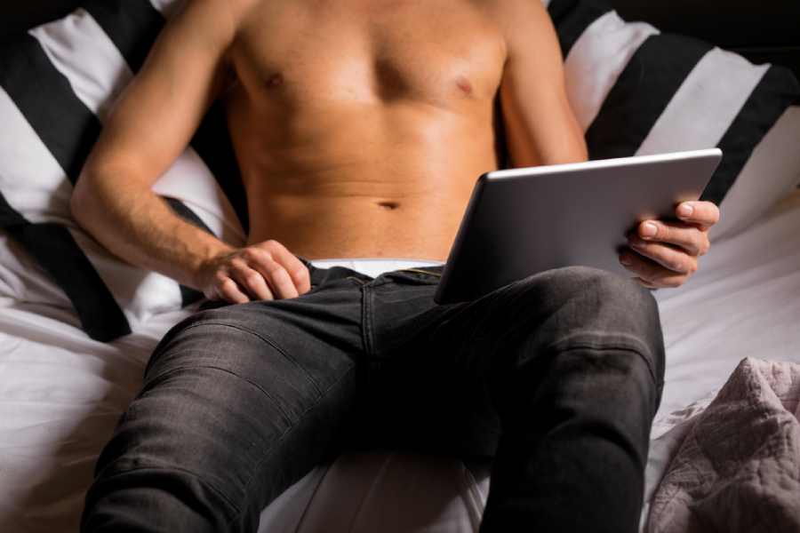 শুধু ক্যানসারই নয়, প্রস্টেট সংক্রান্ত অন্য সমস্যার মাত্রাও কমে নিয়মিত হস্তমৈথুনের ফলে।