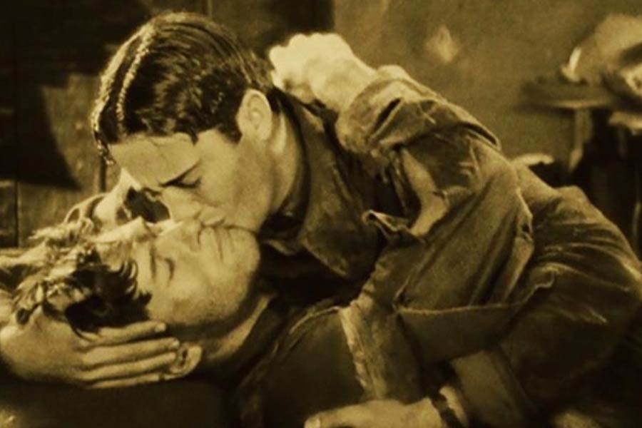 The story behind the first kiss in the history of cinema.